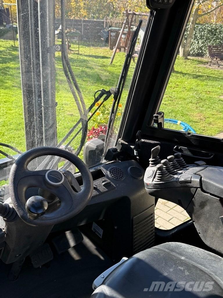 Linde H30 T-02 Gázüzemű targoncák