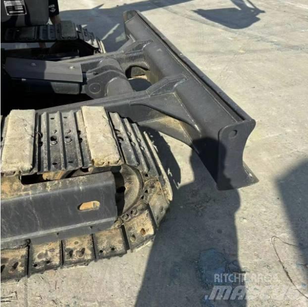 Doosan DX75-9C Közepes (midi) kotrók 7 t - 12 t