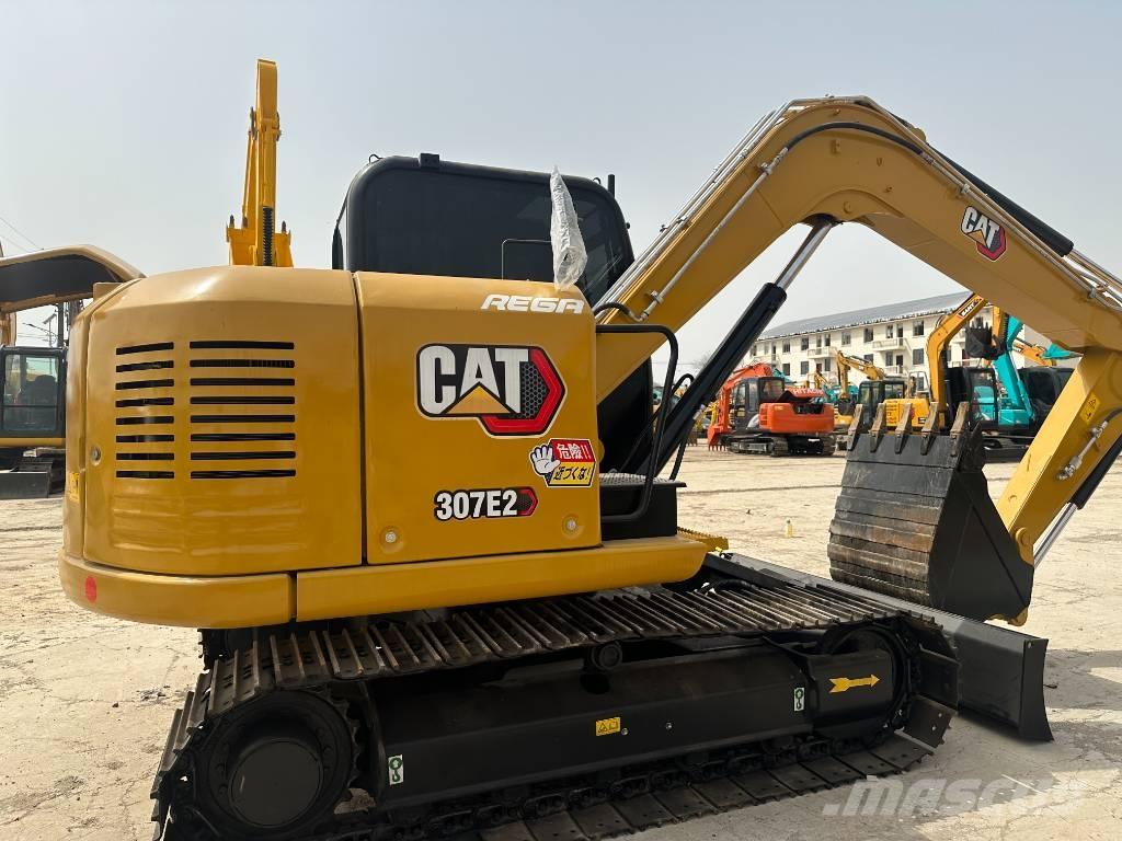CAT 307E2 Mini kotrók < 7t