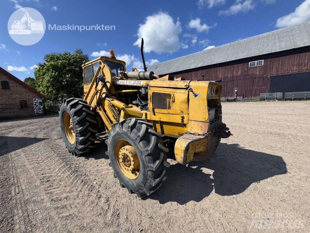 Volvo BM 840 Gumikerekes homlokrakodók