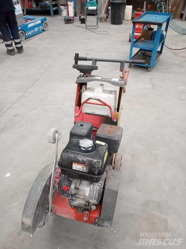 Husqvarna FS400LV Építőipar - Egyebek