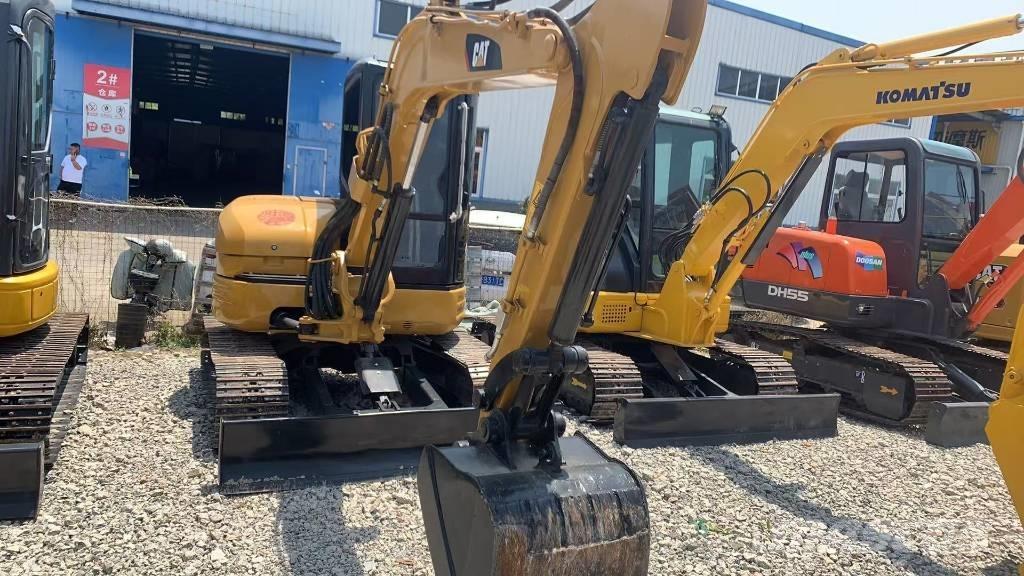 CAT 304 CR Mini kotrók < 7t