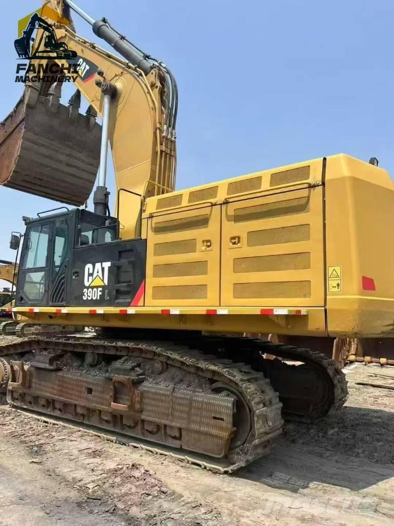 CAT 390F Lánctalpas kotrók