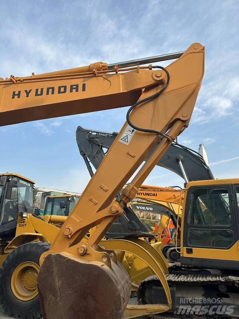 Hyundai DH210W-9 Gumikerekes kotrók