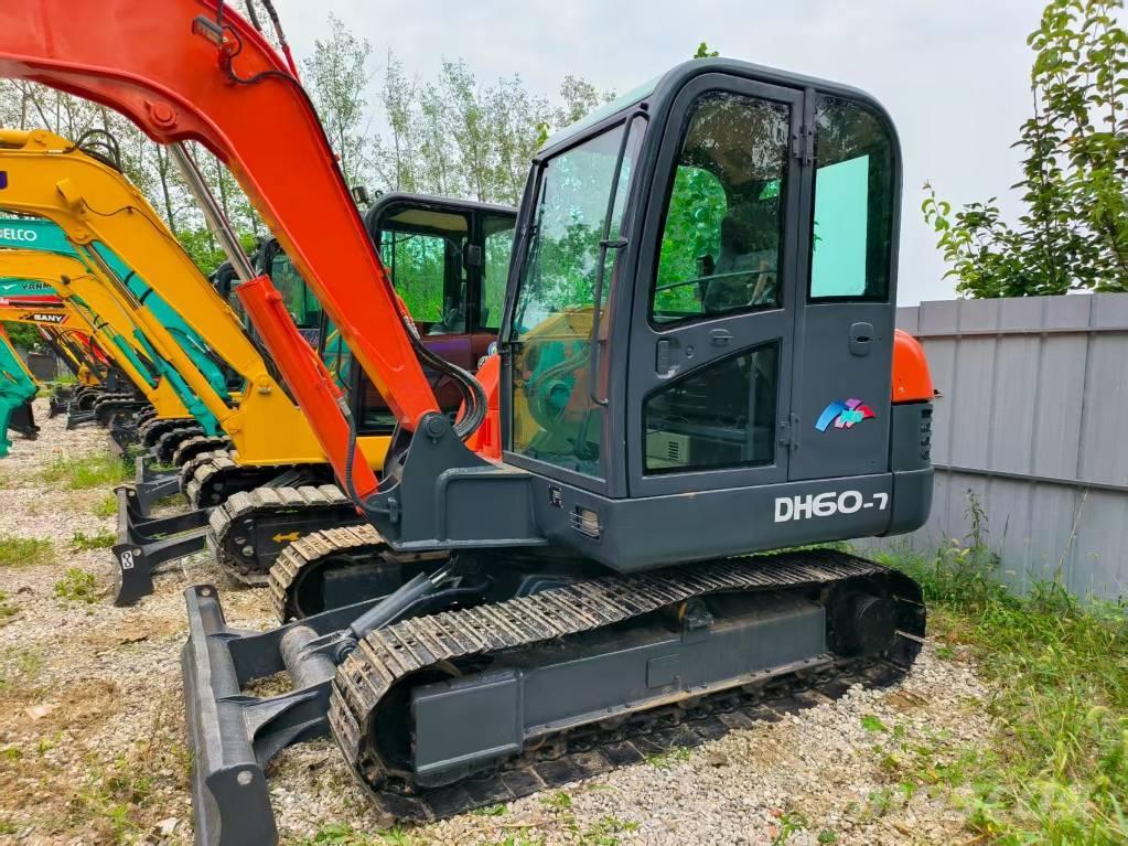 Doosan DH 60-7 Mini kotrók < 7t