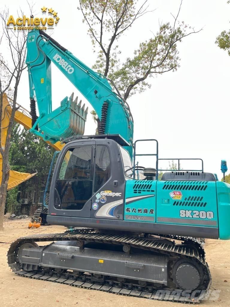 Kobelco SK 200 Lánctalpas kotrók