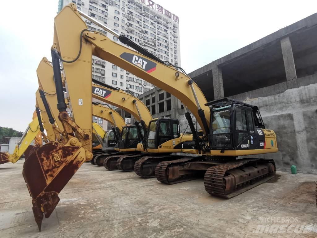 CAT 329 D Lánctalpas kotrók