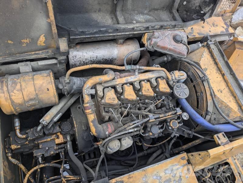 Liebherr 922 Lánctalpas kotrók