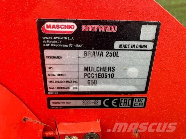 Maschio Brava 250 L Szárzúzók és fűkaszák