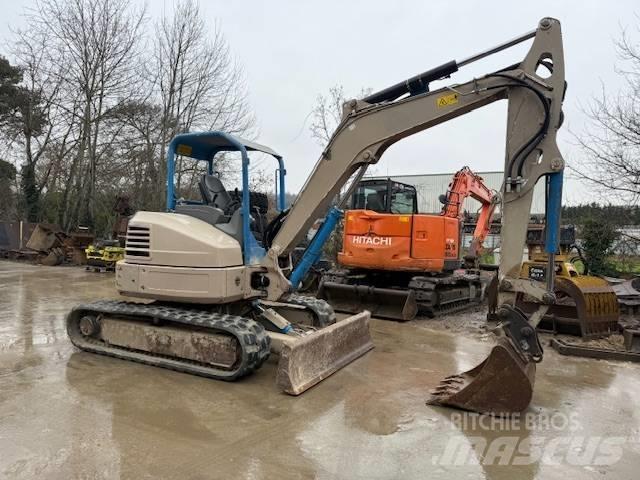Bobcat E 50 Mini kotrók < 7t