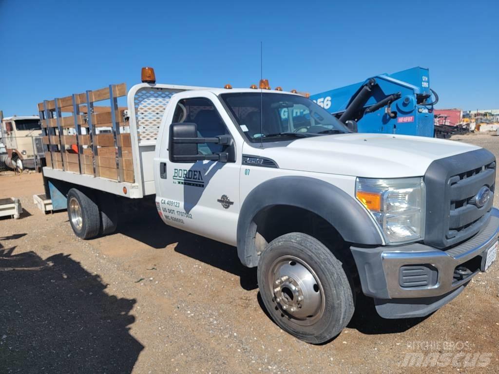 Ford F 450 XL Platós / Ponyvás teherautók