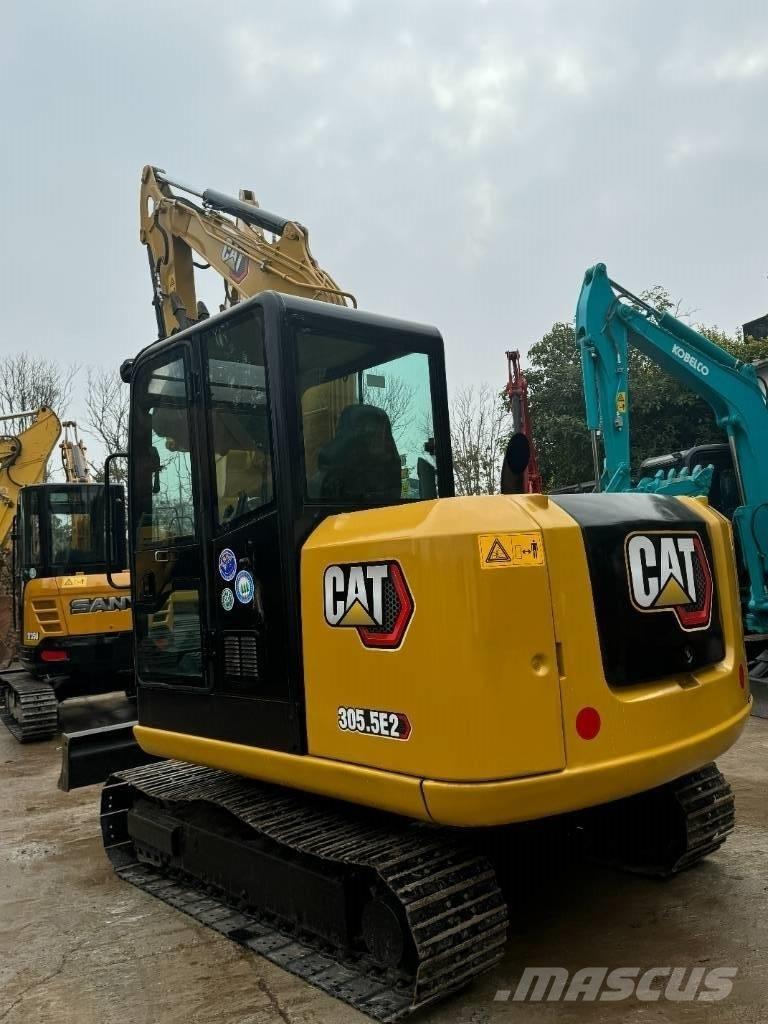 CAT 305.5 Mini kotrók < 7t