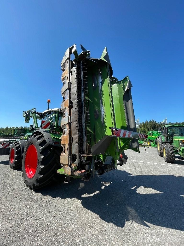 Fendt 724 Profi Plus Traktorok