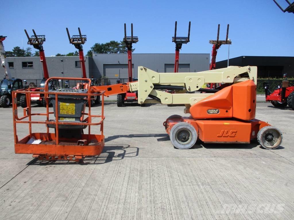JLG E 400 AJPN (146) Kompakt önjáró emelők