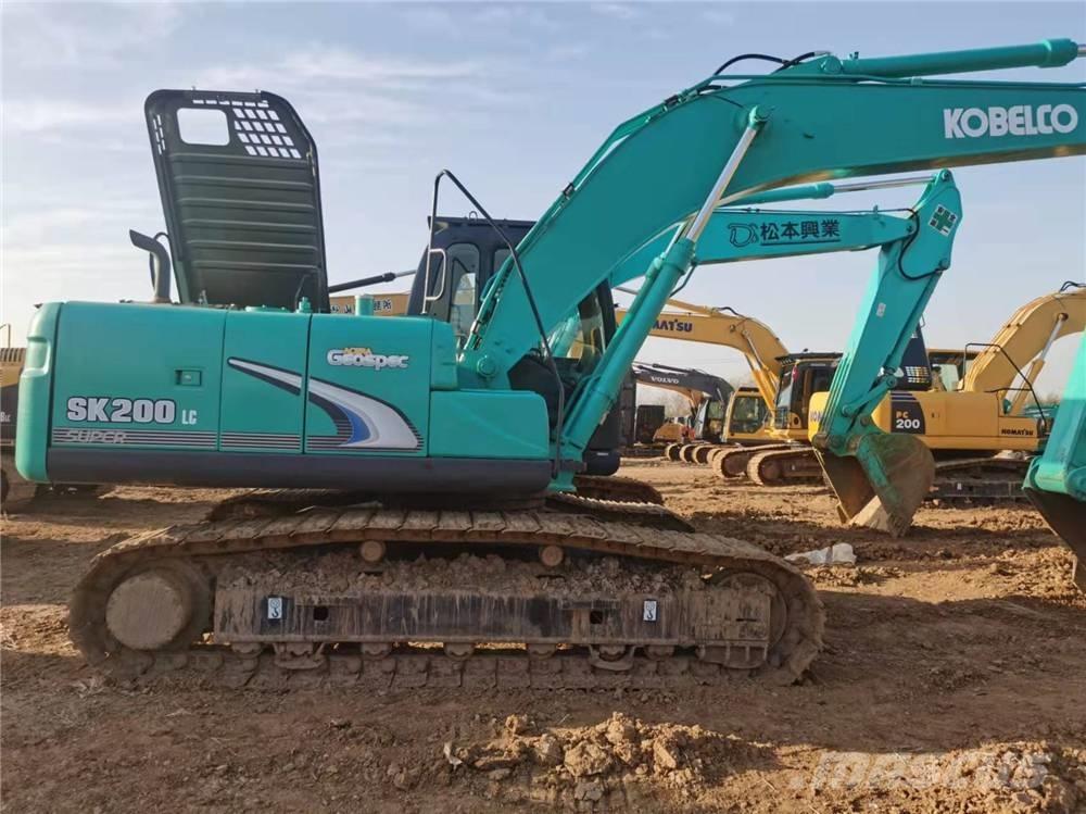Kobelco SK200 Lánctalpas kotrók
