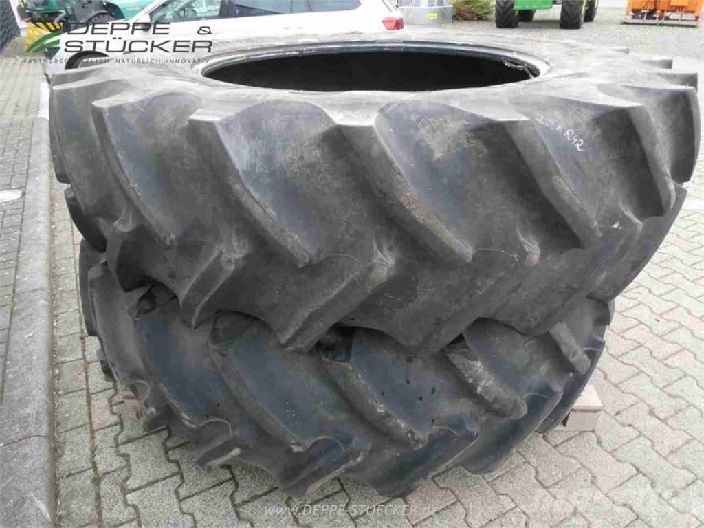 Goodyear 20.8R42 Gumiabroncsok, kerekek és felnik