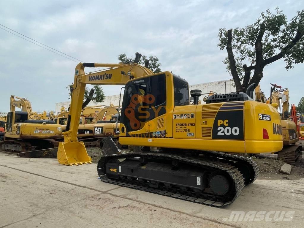 Komatsu PC 200 Lánctalpas kotrók