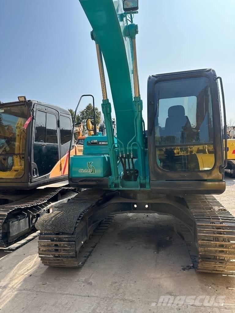 Kobelco SK 140 Mini kotrók < 7t