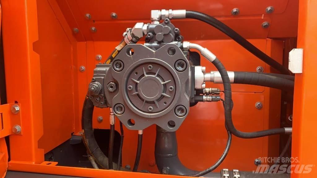 Doosan DX300LC-9 Lánctalpas kotrók