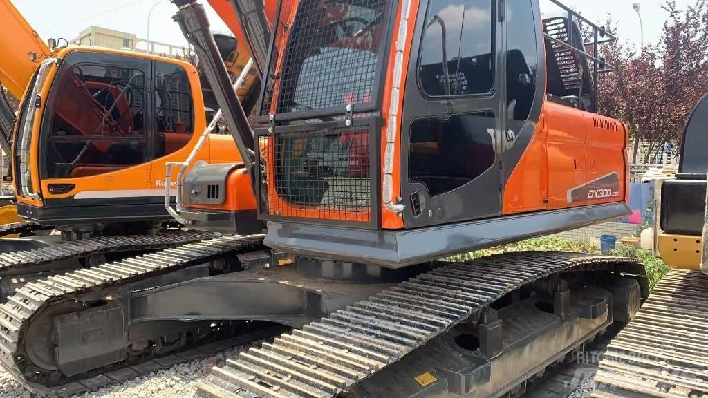 Doosan DX300LC-9 Lánctalpas kotrók