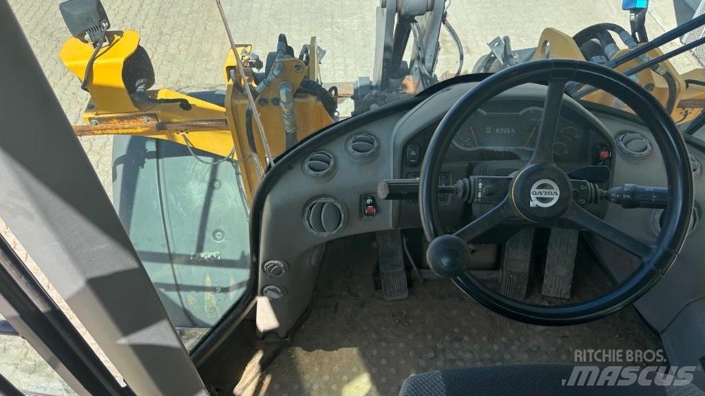 Volvo BM L 70H Gumikerekes homlokrakodók