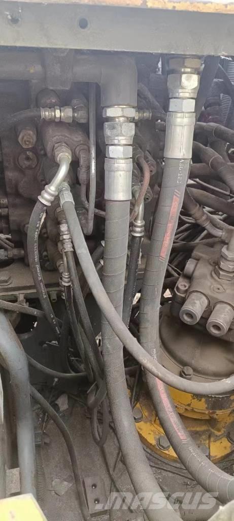 Sumitomo SH120 Lánctalpas kotrók