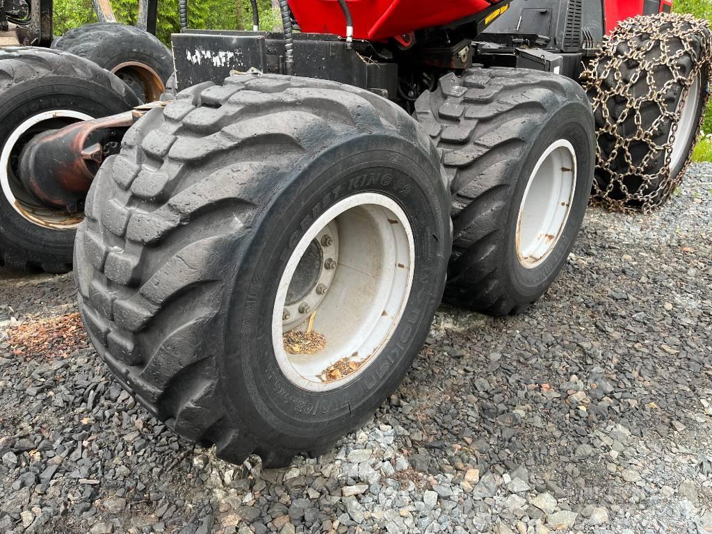 Komatsu 911 Betakarítók
