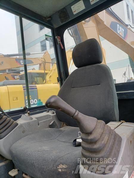 Kobelco SK 60 Lánctalpas kotrók