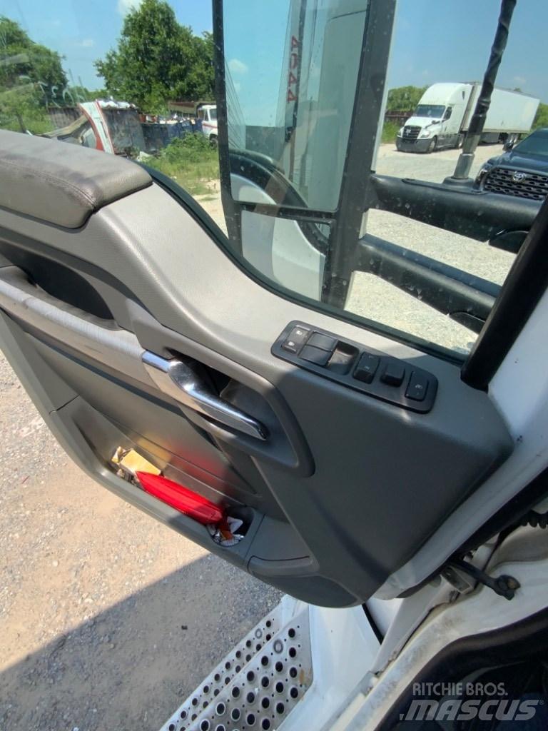 Kenworth T 680 Nyergesvontatók