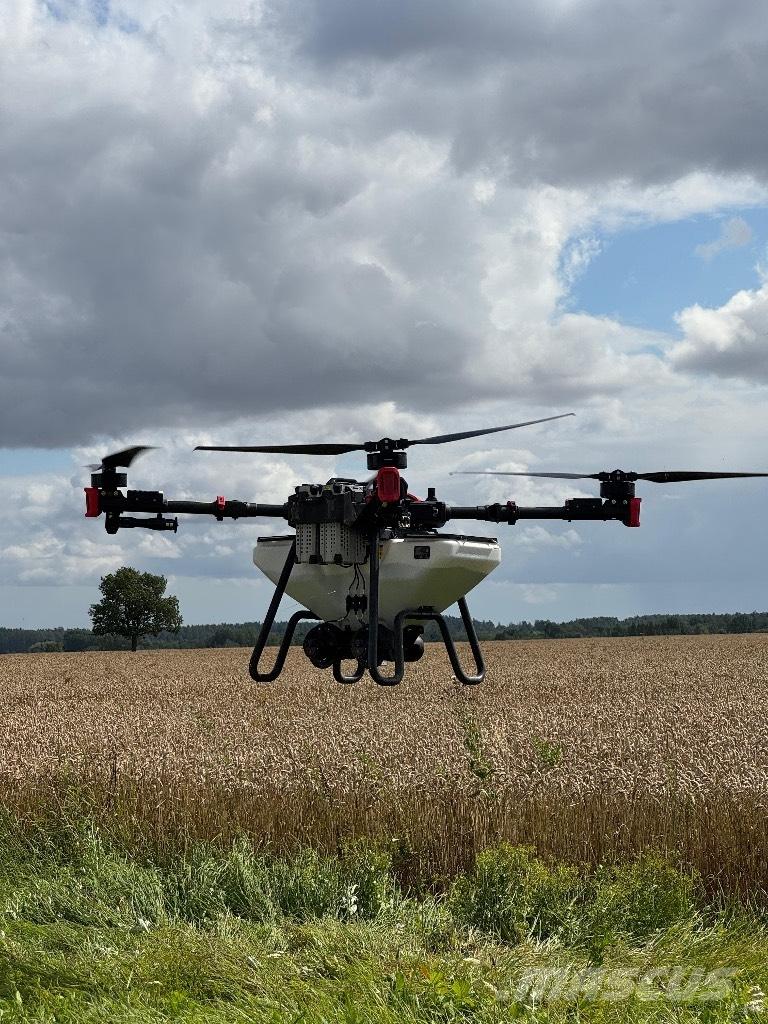  XAG P100PRO DEMO Önjáró trágyaszórók