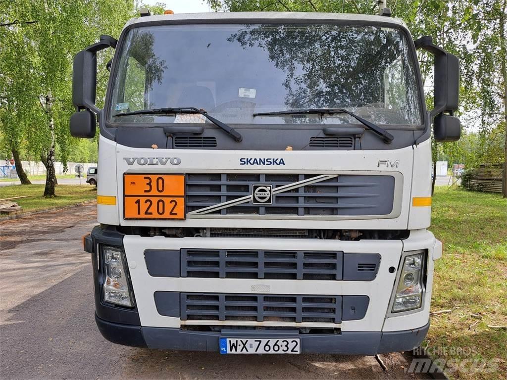 Volvo FM 260 Tartályos teherautók