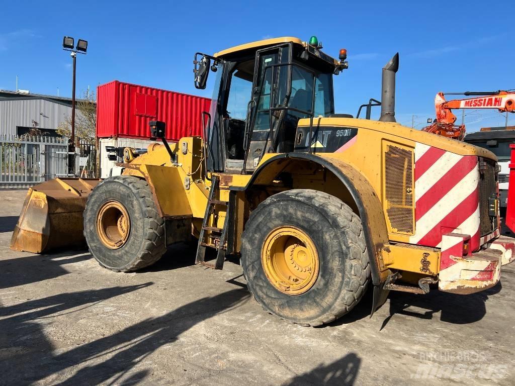 CAT 950 H Gumikerekes homlokrakodók