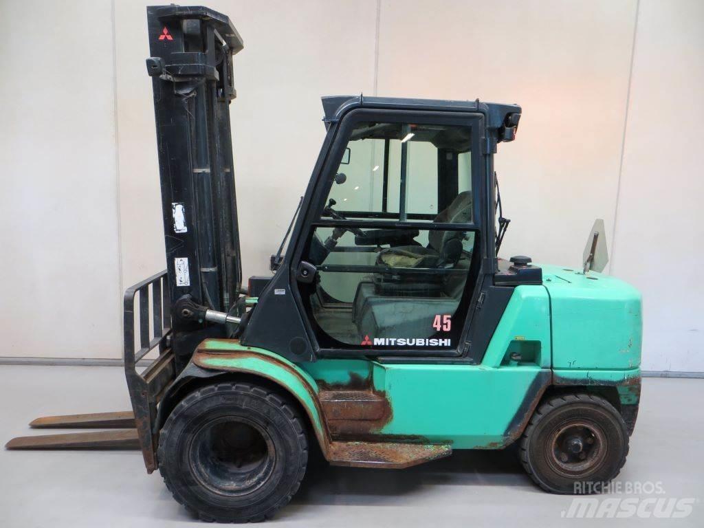Mitsubishi FD45K Dízel targoncák