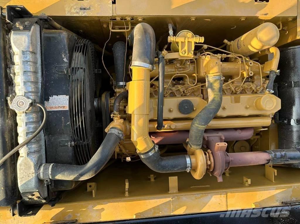 CAT 320B Lánctalpas kotrók