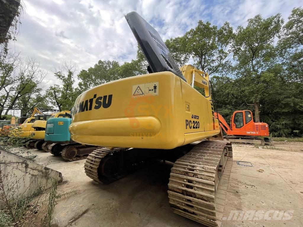 Komatsu PC 220-6 Lánctalpas kotrók