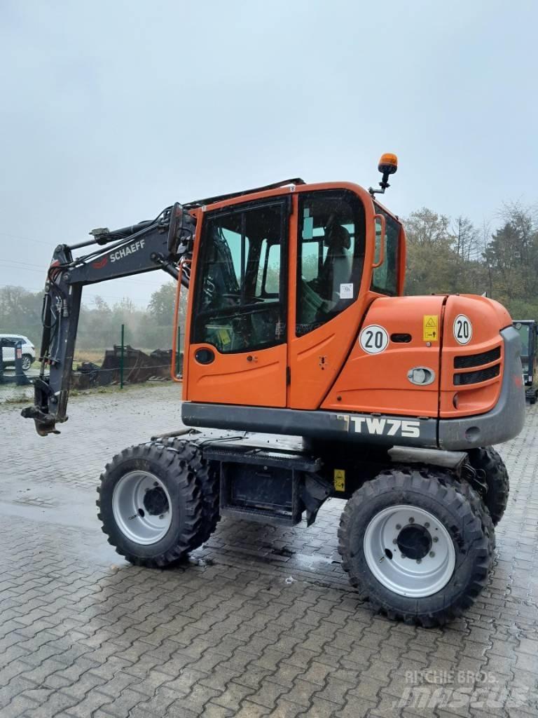 Schaeff TW75 Gumikerekes kotrók