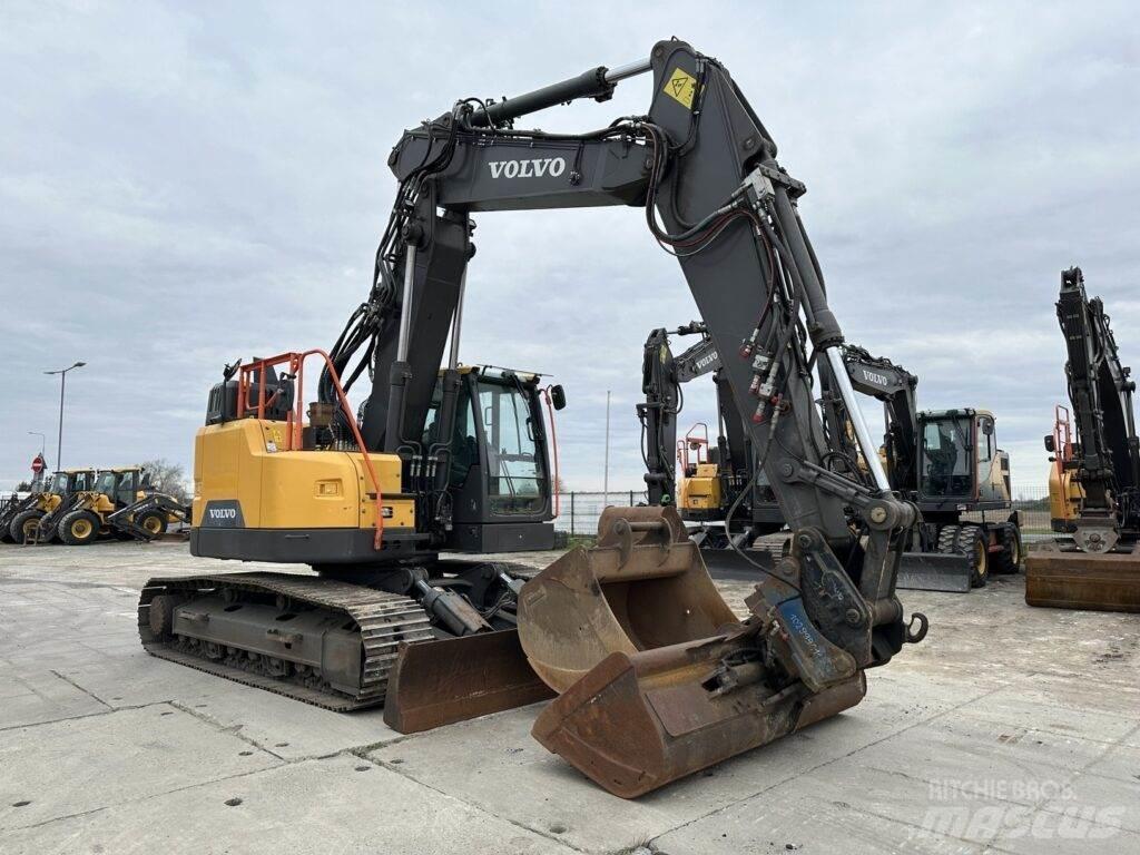 Volvo ECR235EL Lánctalpas kotrók