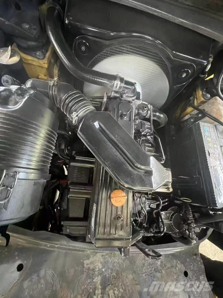 Komatsu FD 30 T-17 Dízel targoncák