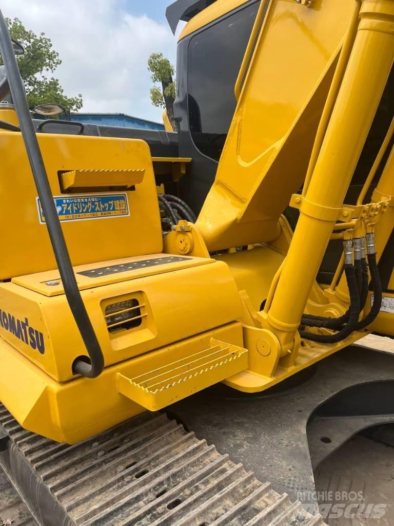 Komatsu PC130 Lánctalpas kotrók