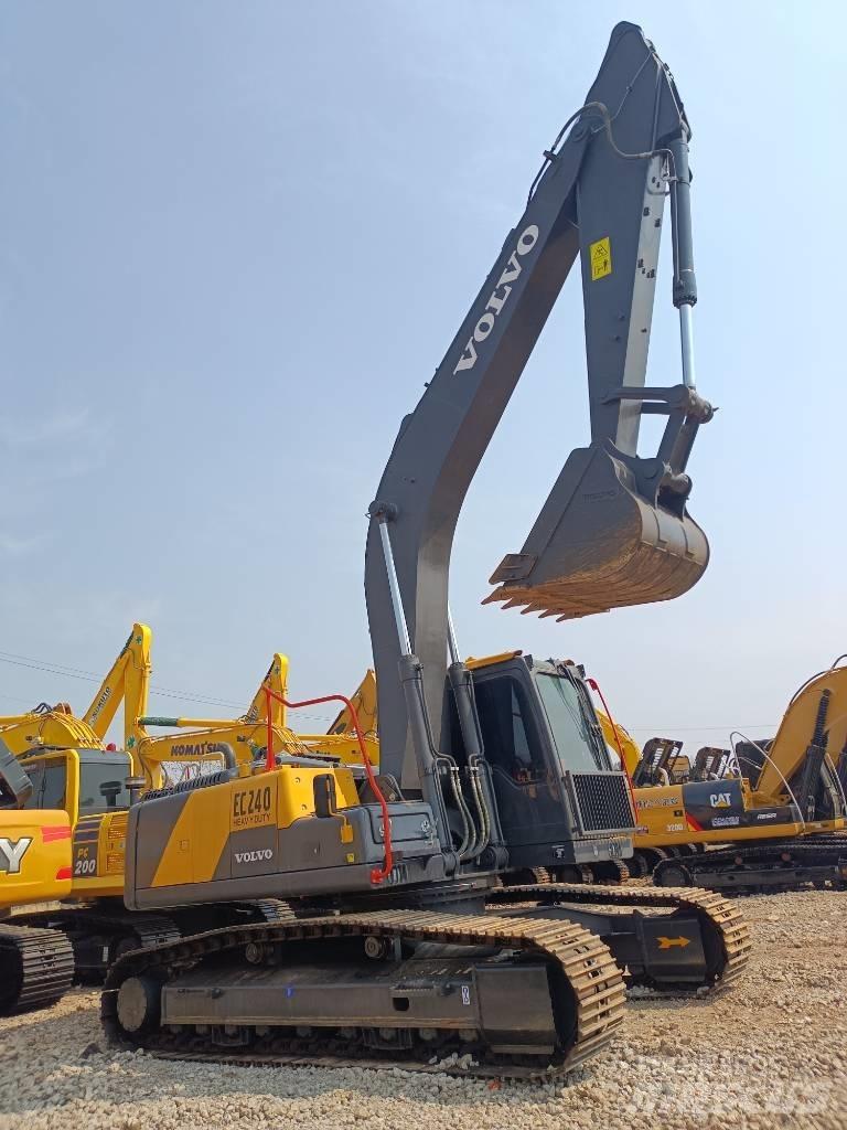 Volvo EC 240 Lánctalpas kotrók