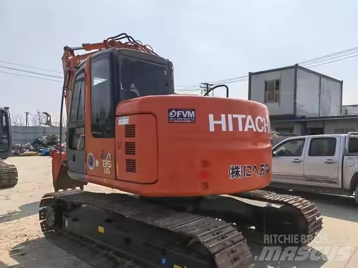 Hitachi ZX135 Lánctalpas kotrók