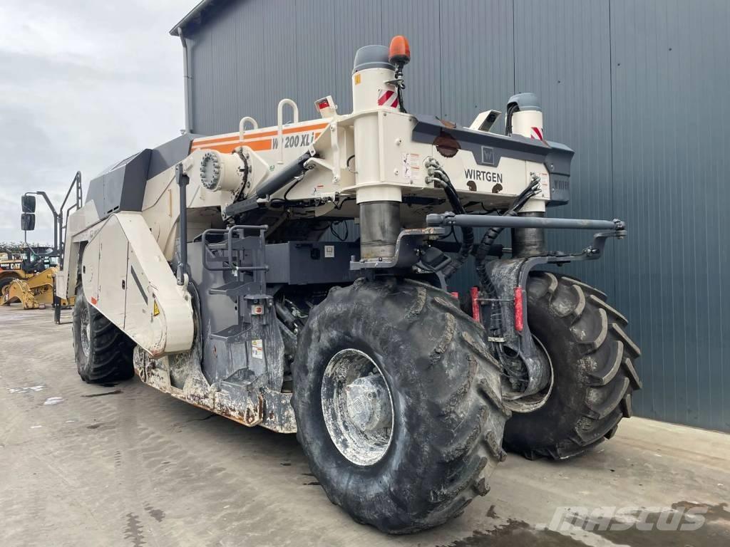 Wirtgen WR200XLi Talajtömörítő gépek