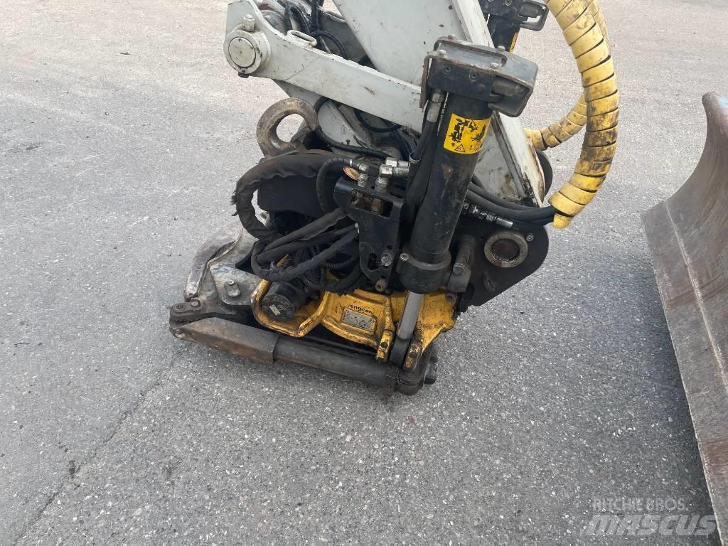 Takeuchi TB 2150 R Lánctalpas kotrók