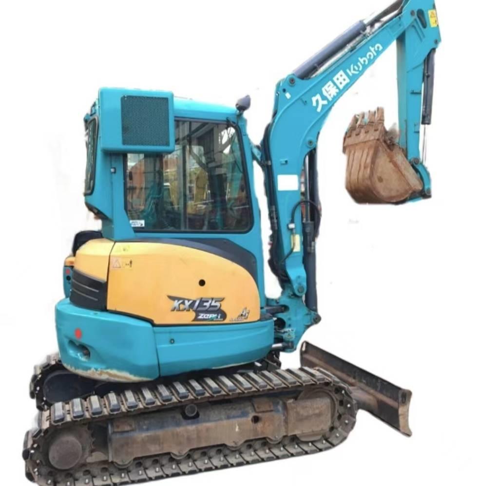 Kubota KX135 Mini kotrók < 7t