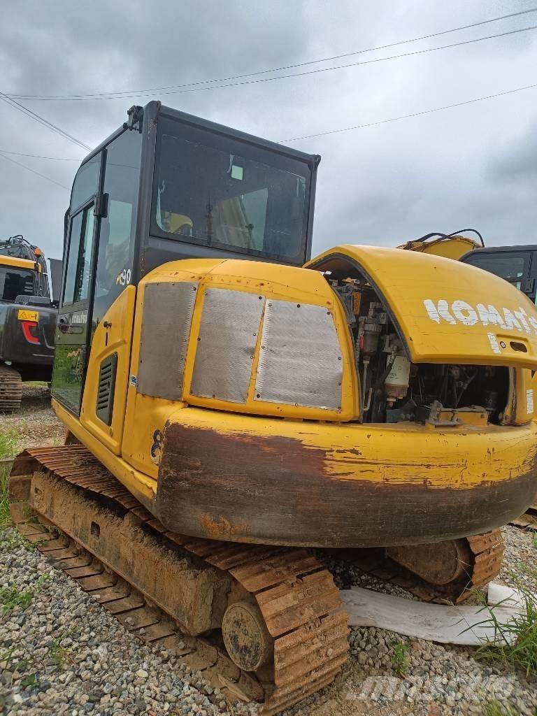 Komatsu PC 90 Lánctalpas kotrók