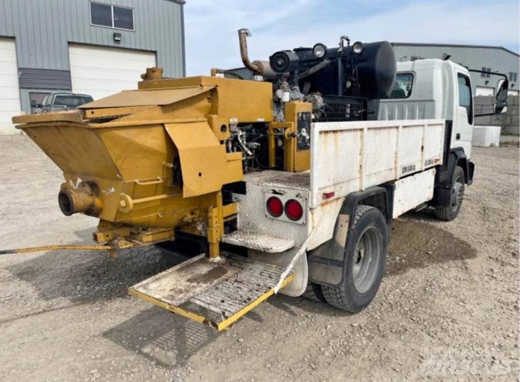 International CF600 Betonpumpák