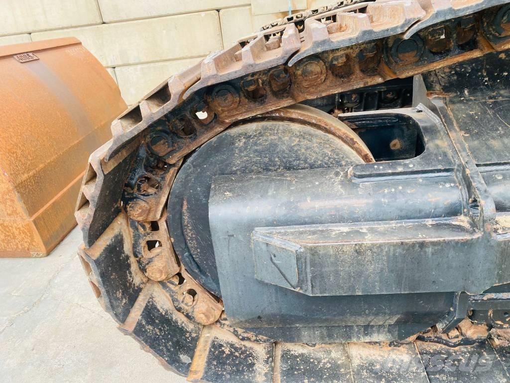 CAT 330 B L MH Lánctalpas kotrók