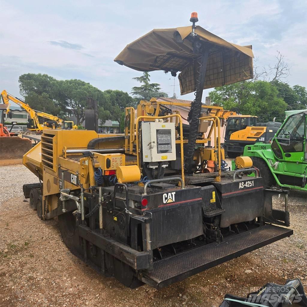 CAT AP 600 Aszfalt terítõ gépek