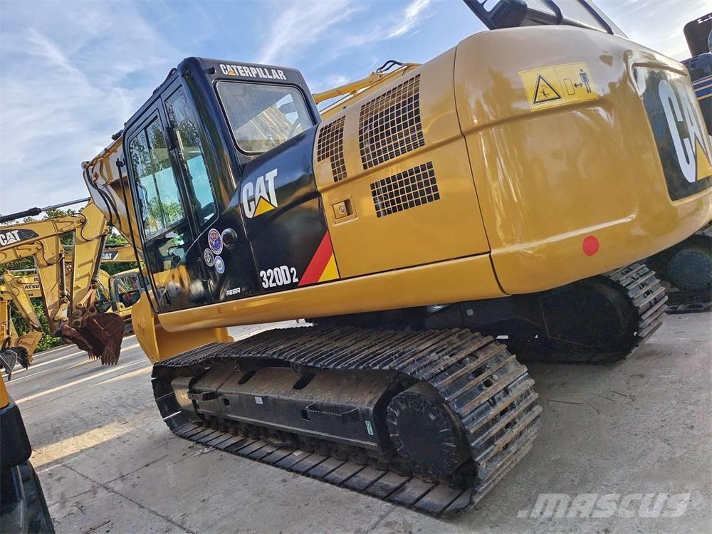 CAT 320 D Lánctalpas kotrók