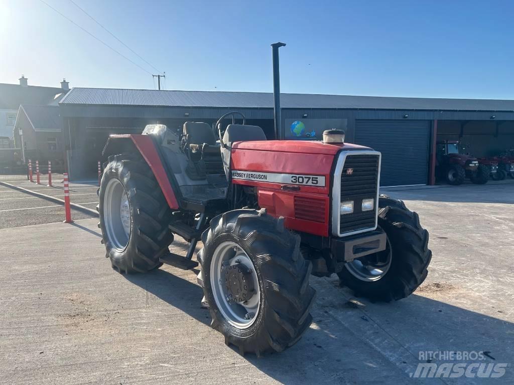 Massey Ferguson 3075 Traktorok
